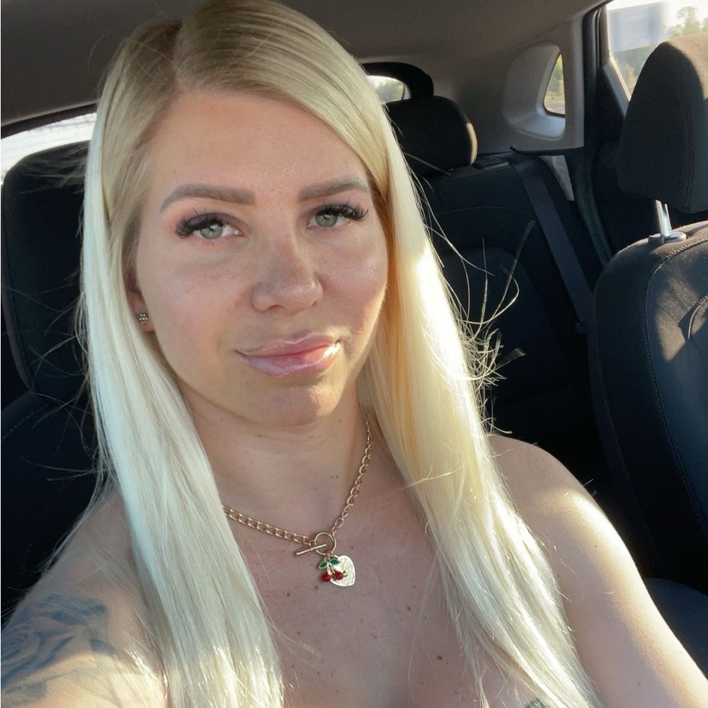 Meet your Posher, Rachelle